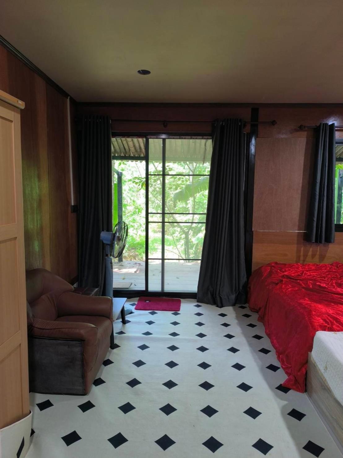 Hill Tribe Art House Apartment Чианг Рай Екстериор снимка