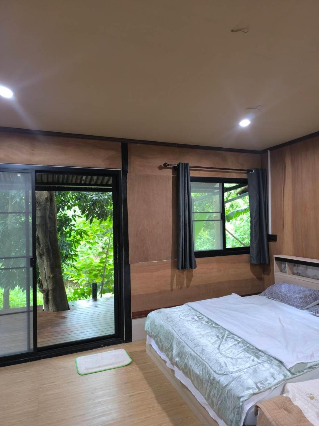 Hill Tribe Art House Apartment Чианг Рай Екстериор снимка