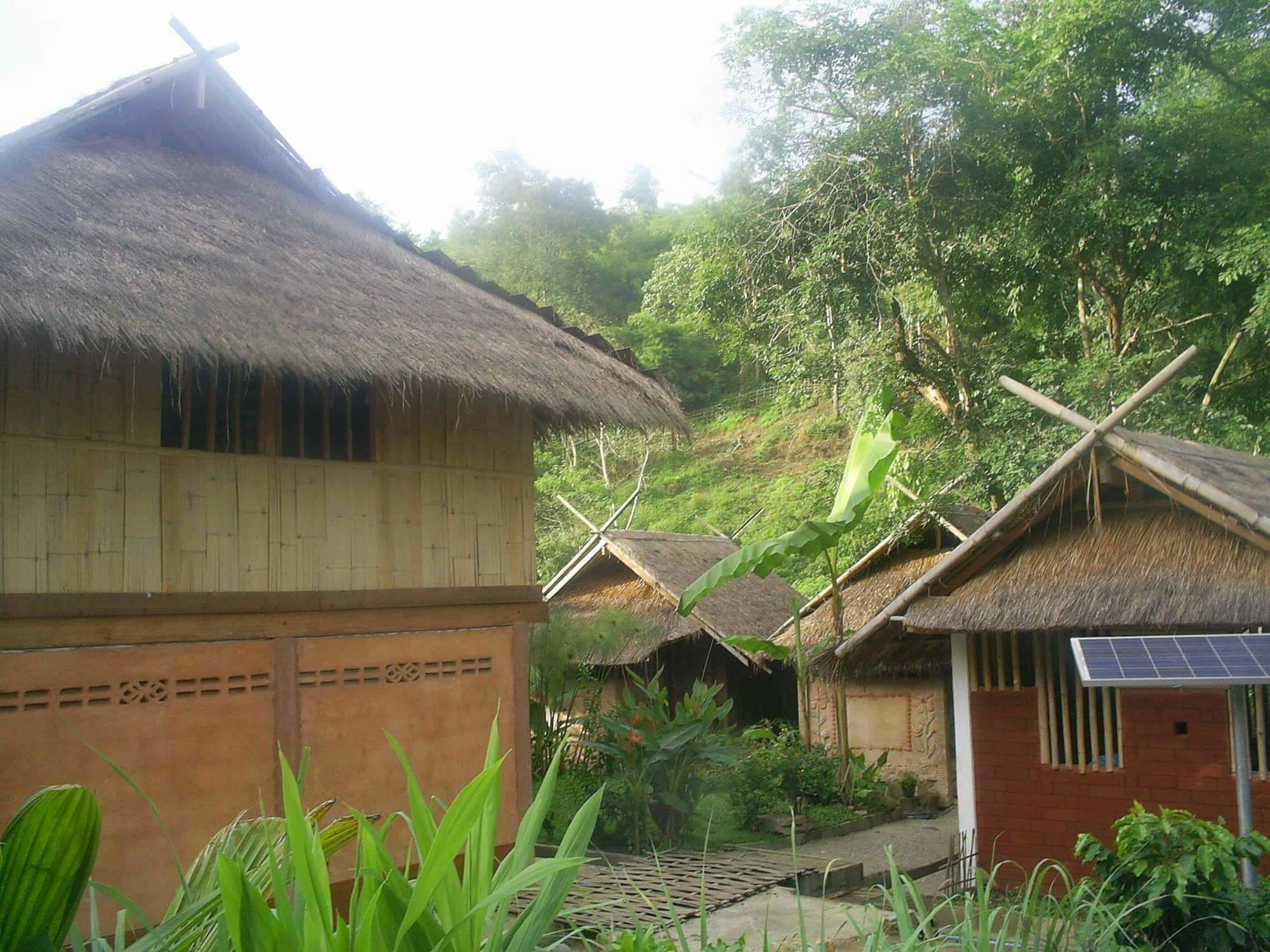 Hill Tribe Art House Apartment Чианг Рай Екстериор снимка
